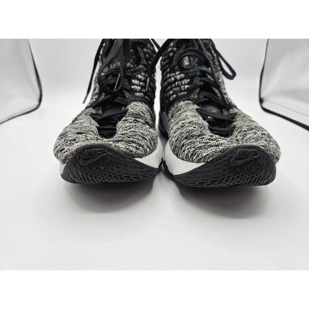 Nike LeBron‎ XVII (17) Kids Basketball Shoe Gray/Black Size 6Y